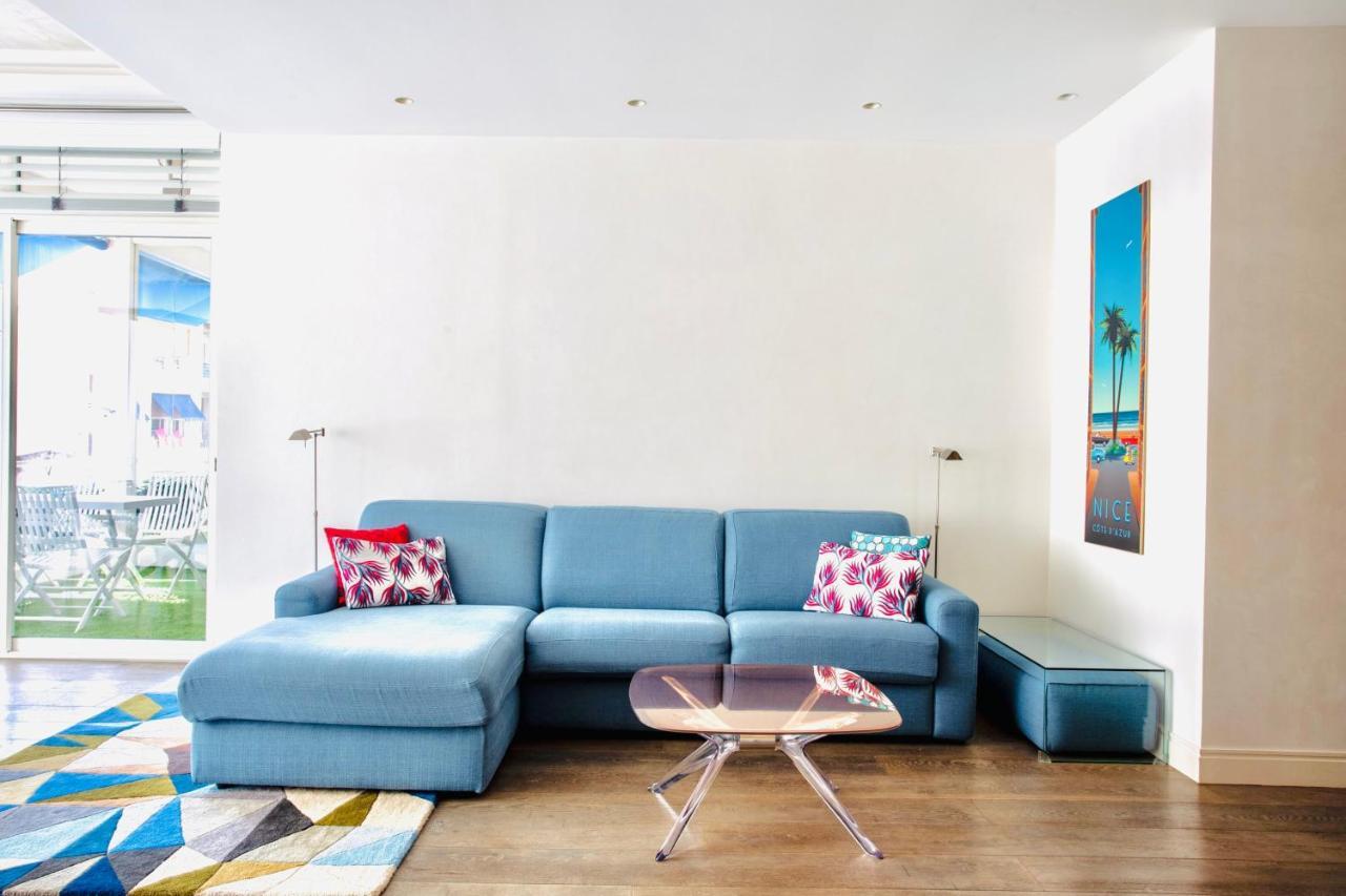 Luxurious 2 Bedrooms Apartment, 30 Meter From Leilighet *