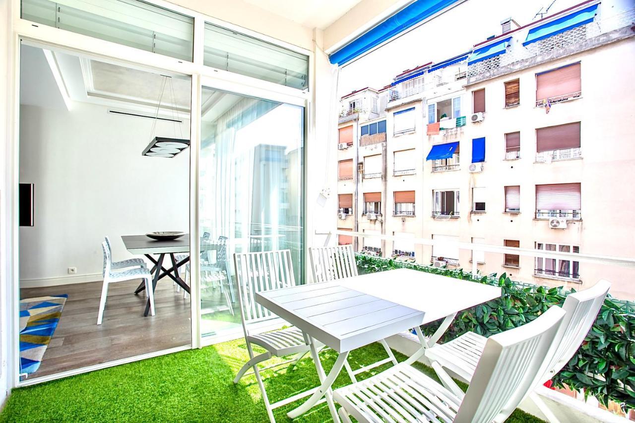 Luxurious 2 Bedrooms Apartment, 30 Meter From Leilighet *